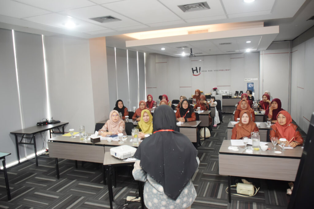 Bimtek Manajemen Informasi dan Rekam Medik (MIRM) sesuai Standar Akreditasi Rumah Sakit untuk Mendukung Tata Kelola Informasi Kesehatan yang Efektif